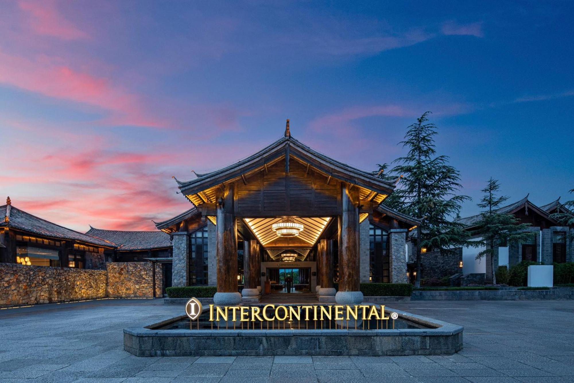 Intercontinental Lijiang Ancient Town Resort, An Ihg Hotel Exterior foto