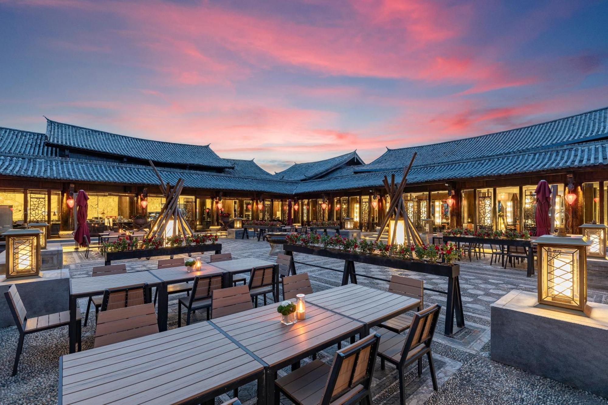 Intercontinental Lijiang Ancient Town Resort, An Ihg Hotel Exterior foto