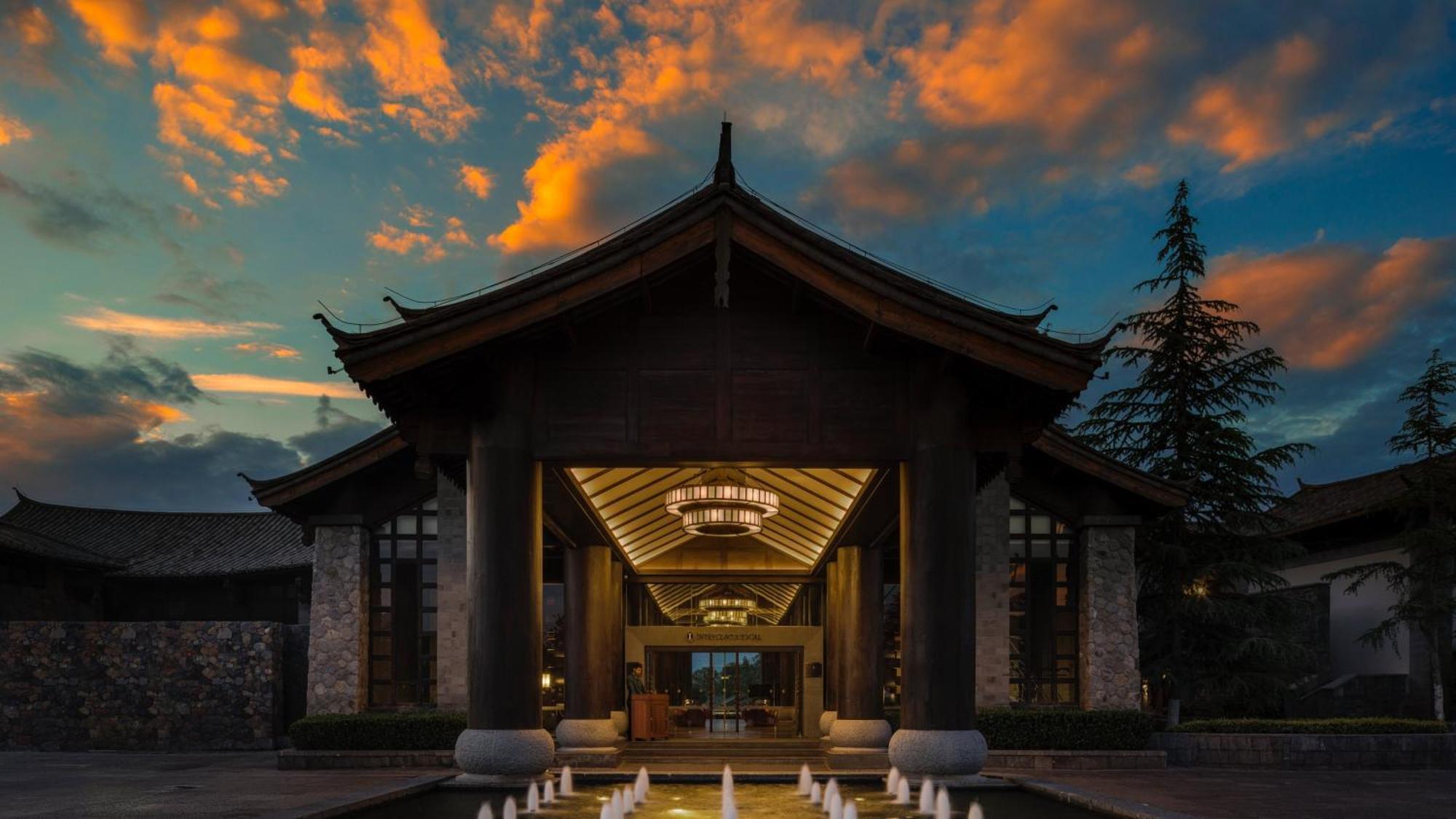 Intercontinental Lijiang Ancient Town Resort, An Ihg Hotel Exterior foto